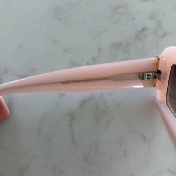 Diff Rectangular Sunglasses - Picture 2 of 4